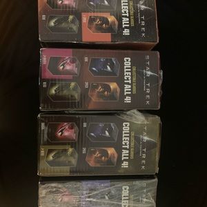 4 rare collectible drinking glasses Star Trek